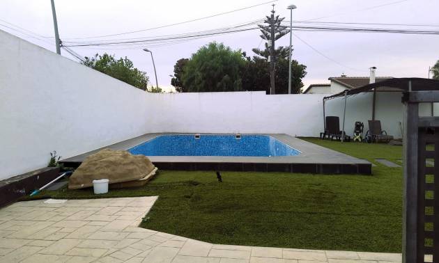 Sale - Villa - Torrevieja