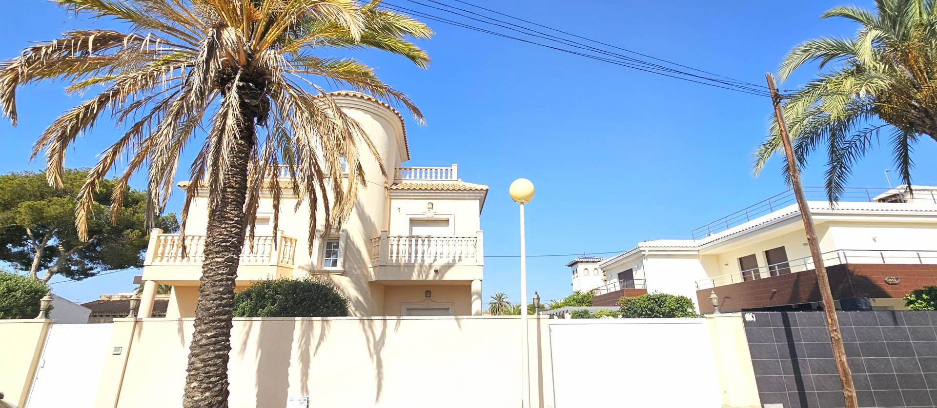 Revente - Villa - Cabo Roig