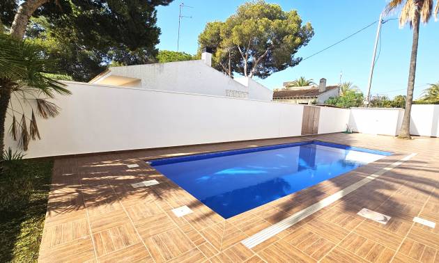 Revente - Villa - Cabo Roig