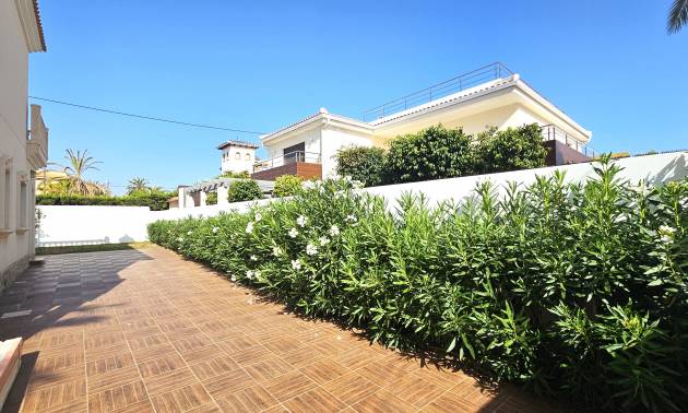 Revente - Villa - Cabo Roig