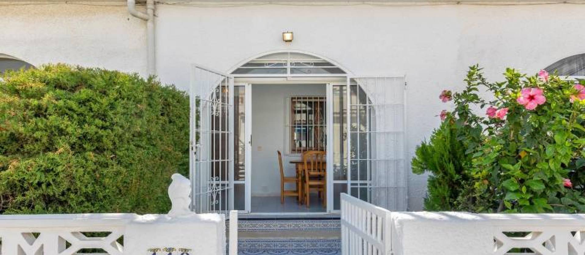 Sale - Bungalow - Torrevieja - San Luis