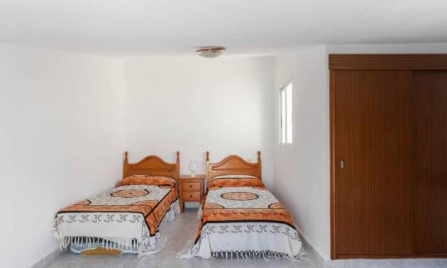 Venta - Bungalow - Torrevieja - San Luis