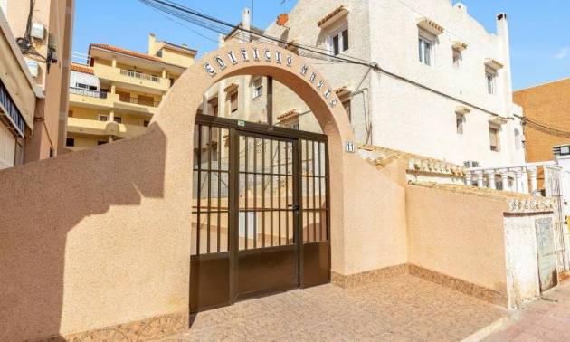 Revente - Apartment - Torrevieja - La Mata