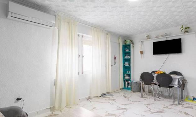 Sale - Bungalow - Torrevieja - Torretas