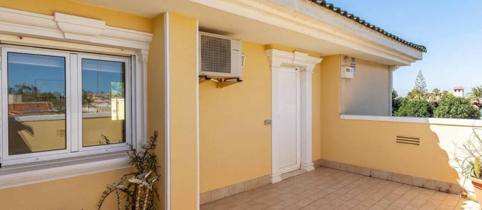 Sale - Villa - Torrevieja - Torreta Florida