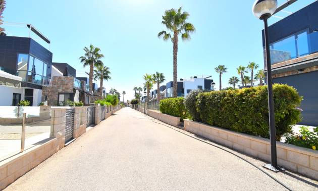 Sale - Apartment - Orihuela Costa