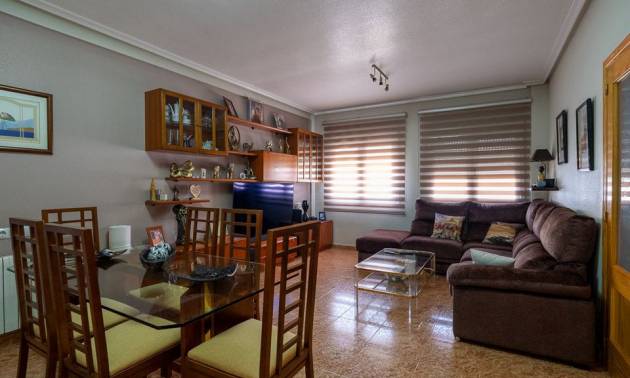 Sale - Townhouse - Alguena