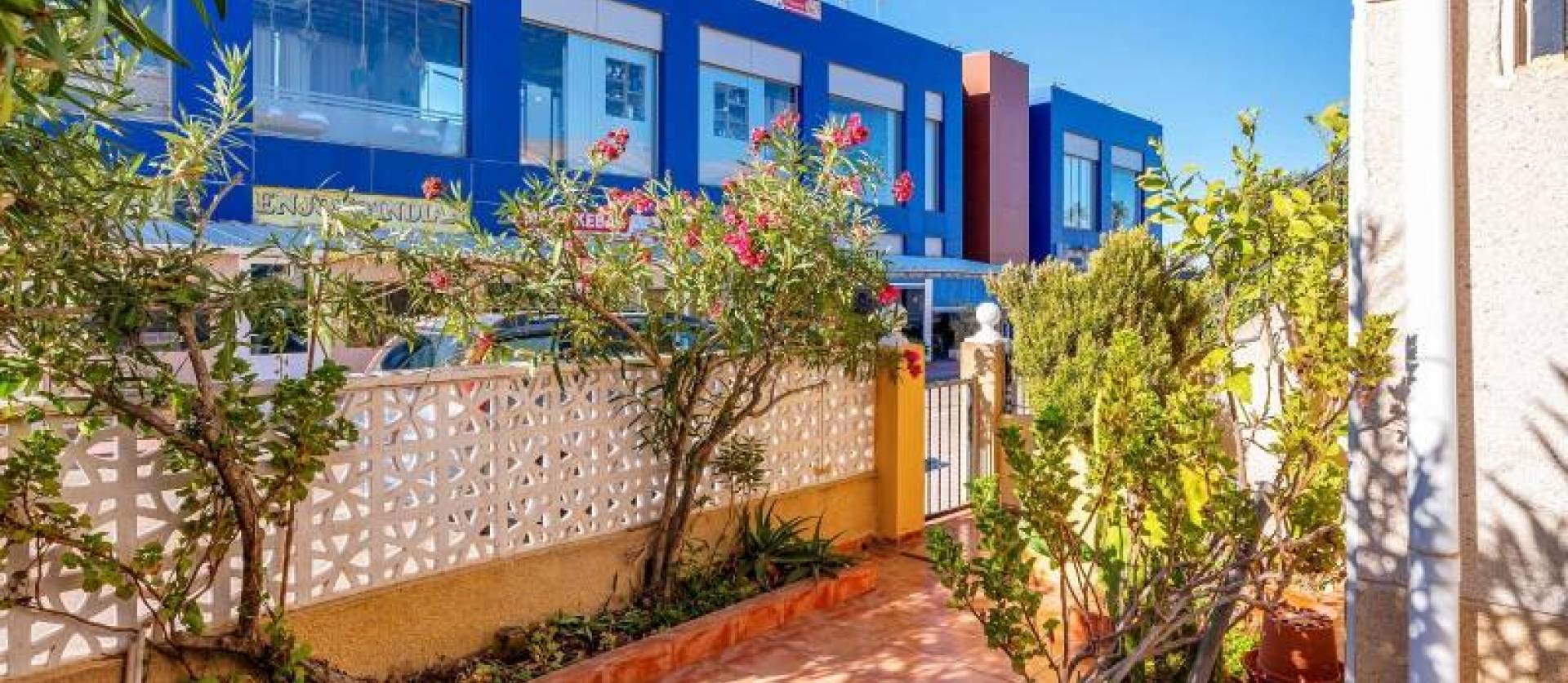 Sale - Bungalow - Torrevieja - Parque las naciones