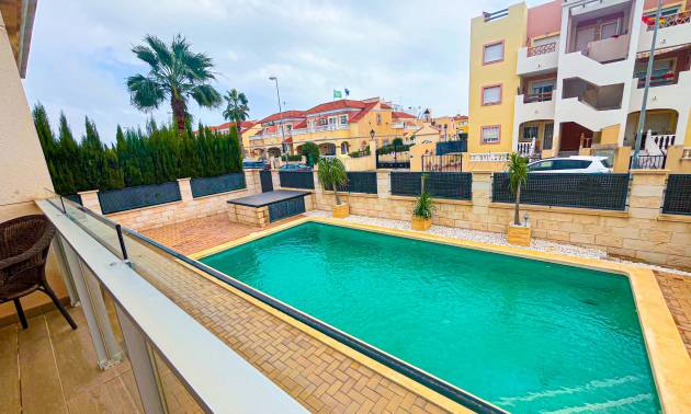 Sale - Villa - Orihuela Costa