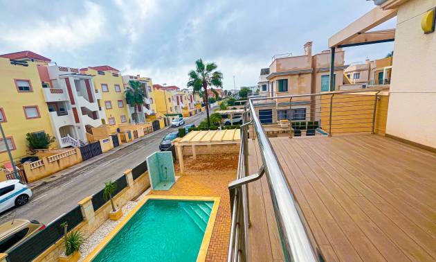 Sale - Villa - Orihuela Costa