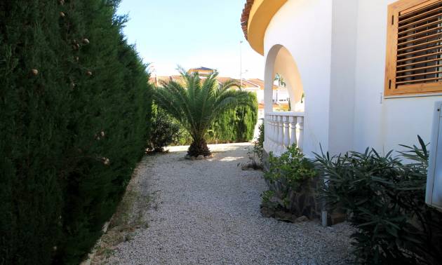 Sale - Villa - Mil Palmeras