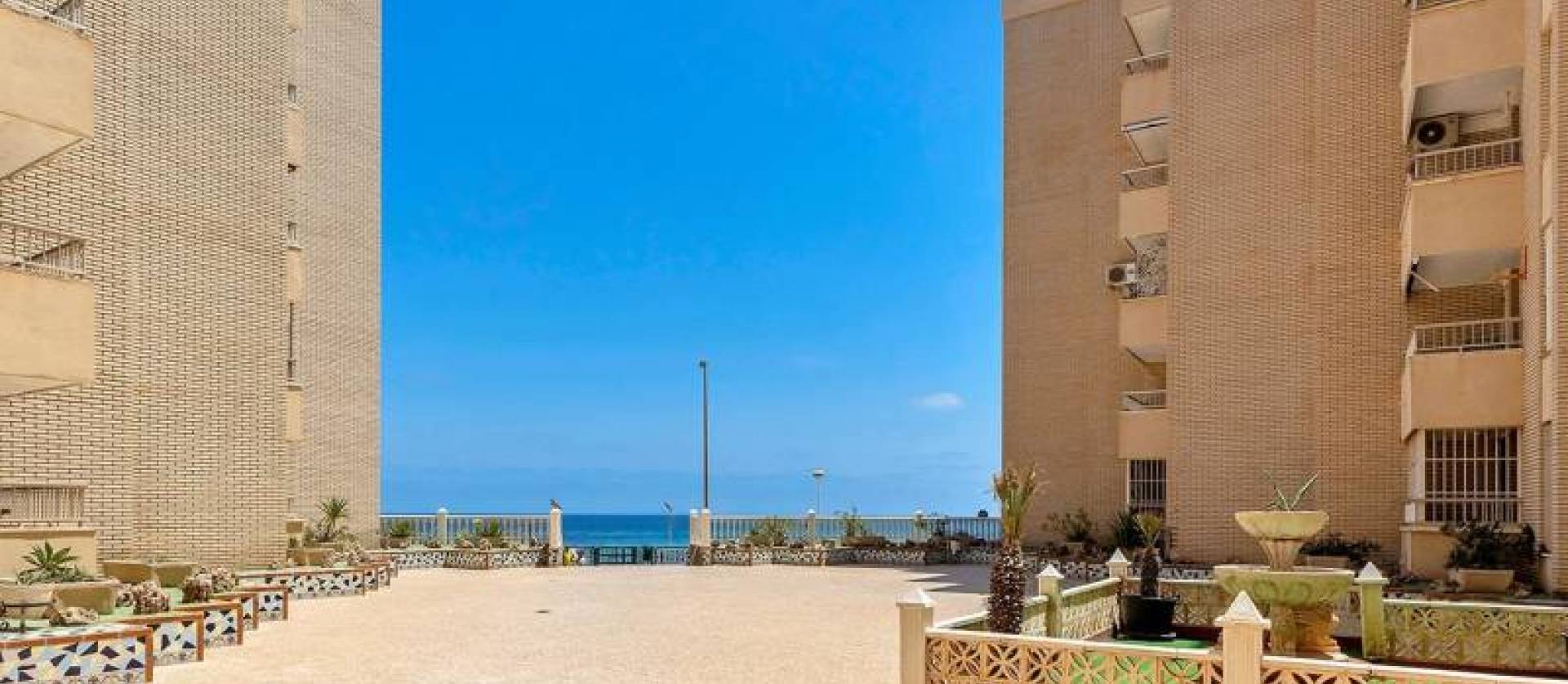 Venta - Apartment - Torrevieja - Playa de los Locos