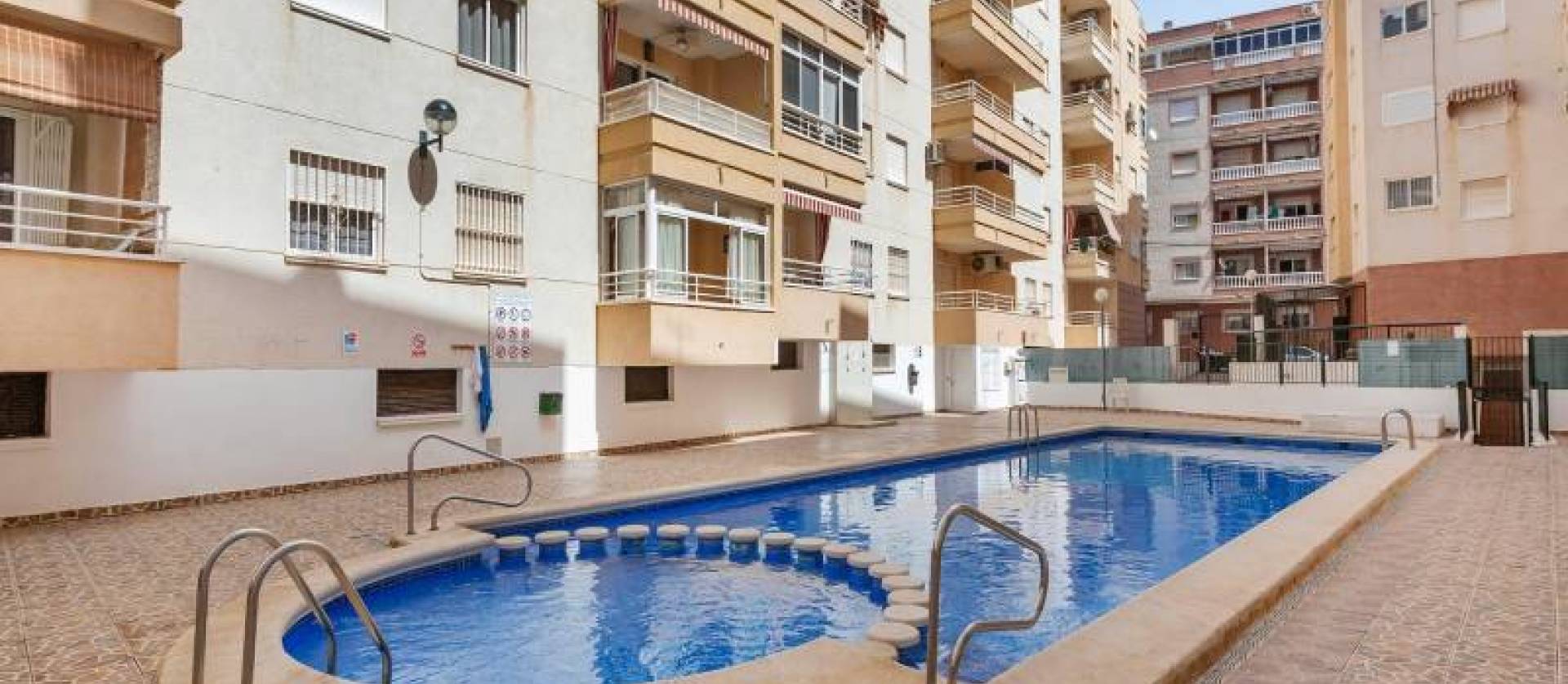 Venta - Apartment - Torrevieja - Playa de los Locos