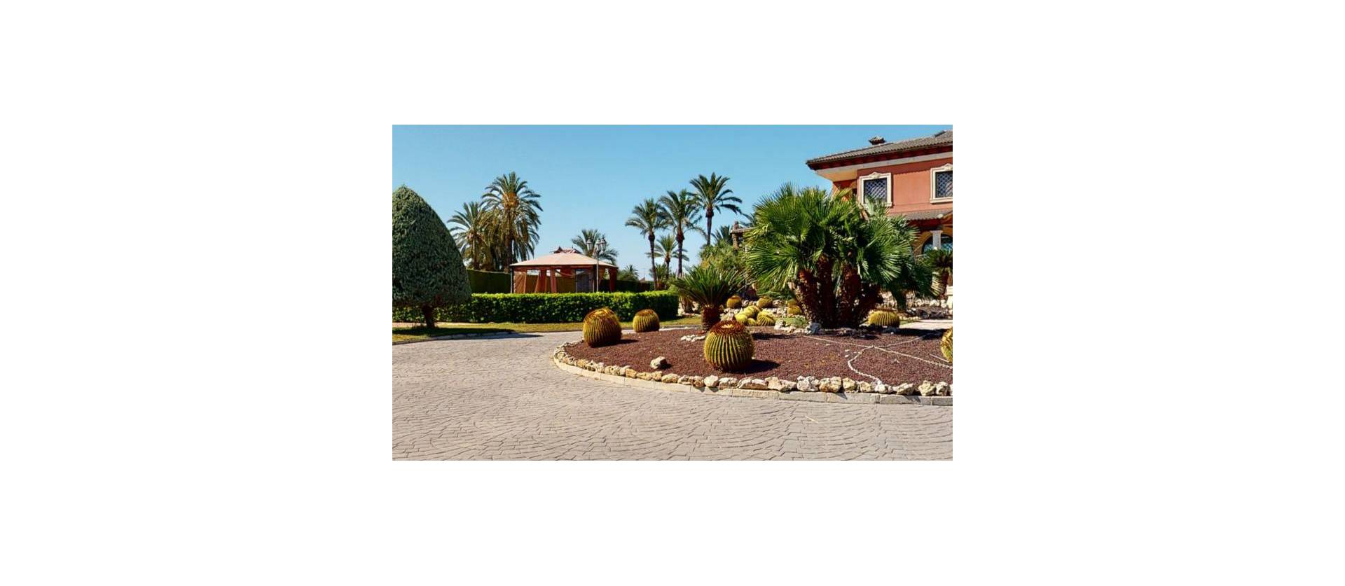 Bestaande woningen - Villa - Elche