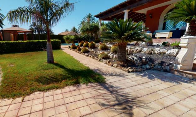 Bestaande woningen - Villa - Elche