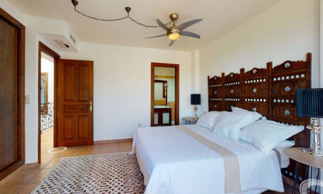 Bestaande woningen - Villa - Elche