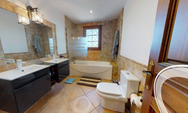 Bestaande woningen - Villa - Elche