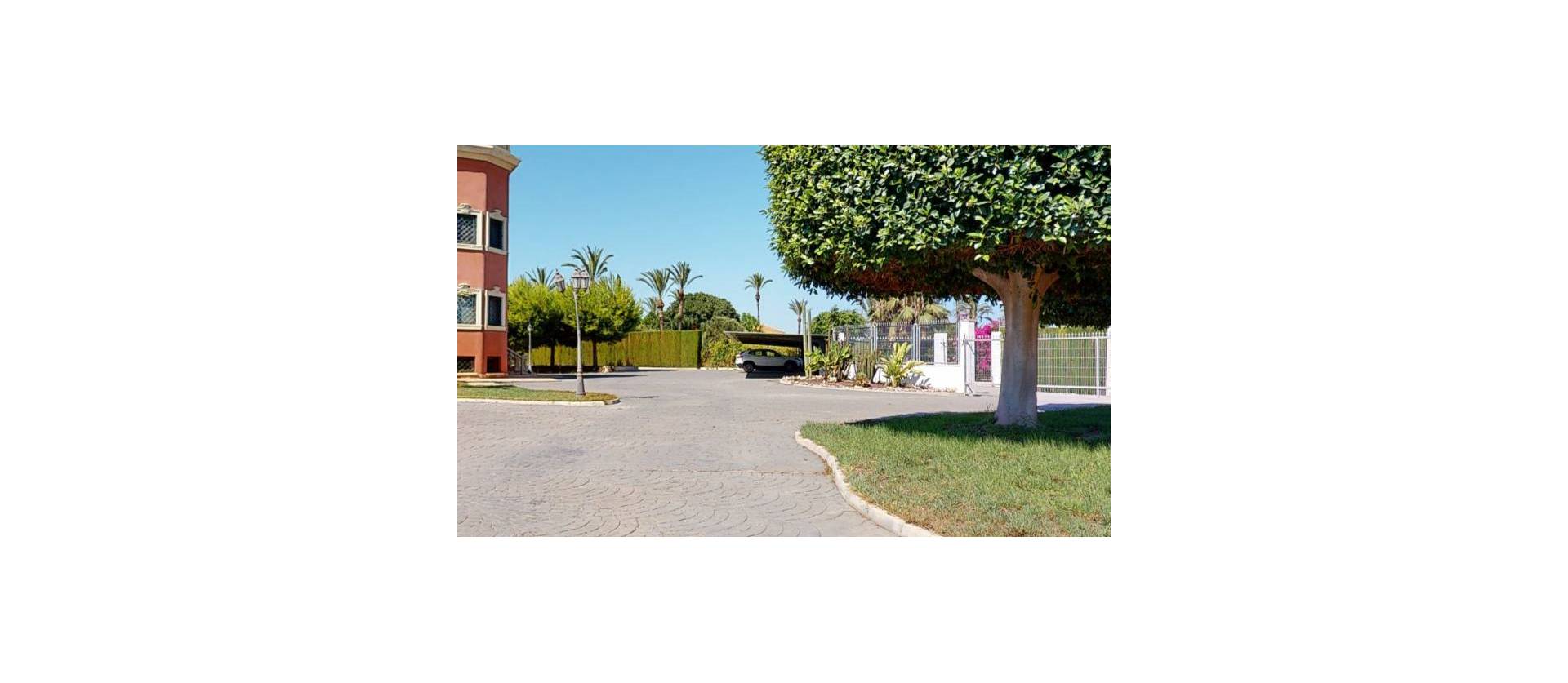 Bestaande woningen - Villa - Elche