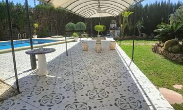 Bestaande woningen - Villa - Elche