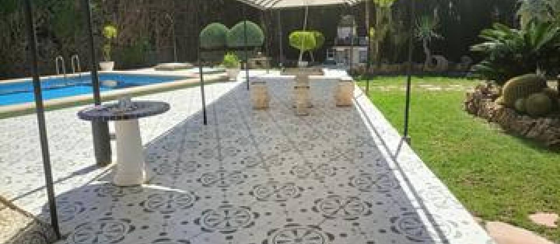 Bestaande woningen - Villa - Elche