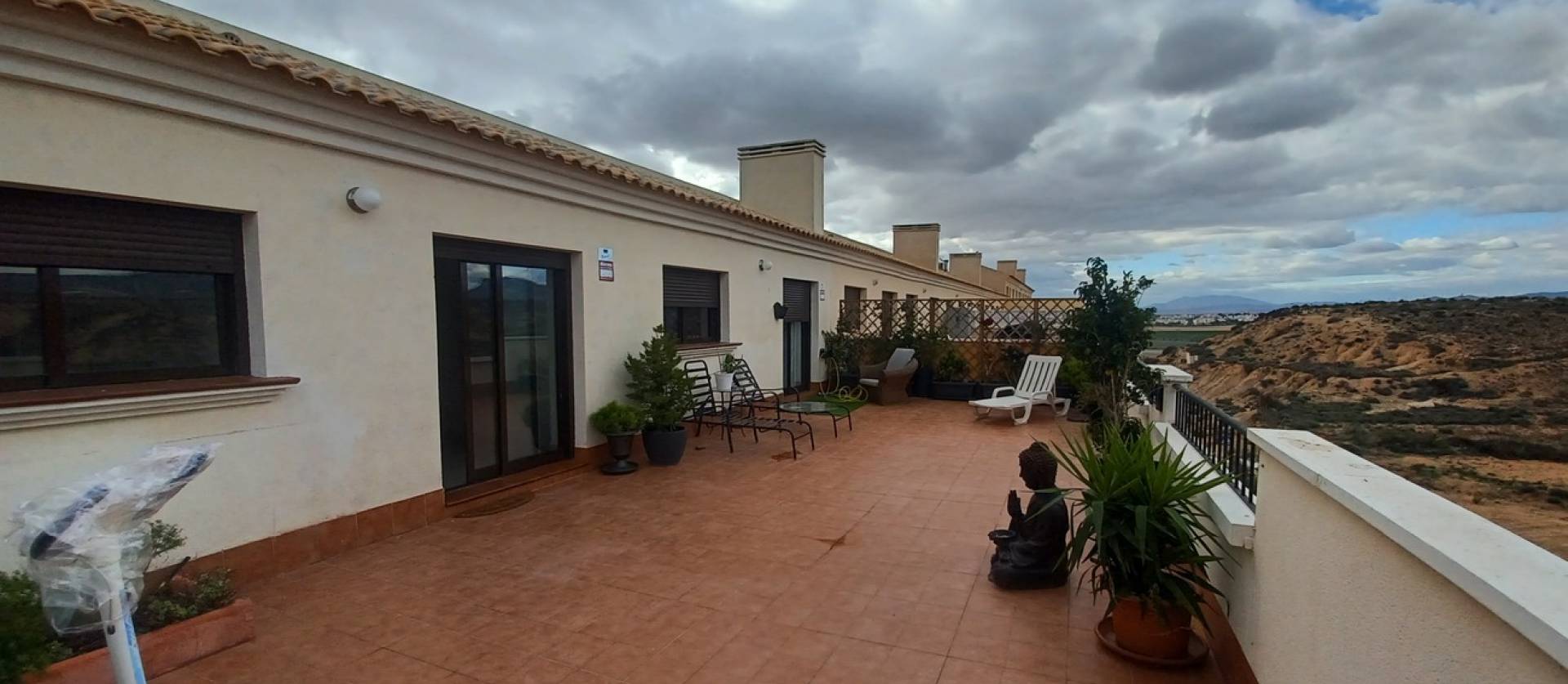 Revente - Apartment - Sucina