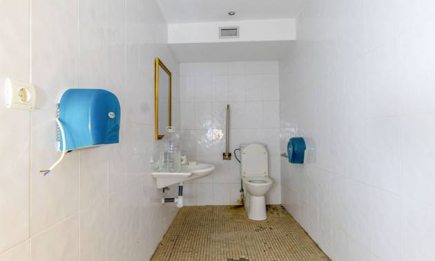 Venta - Comercial - Torrevieja