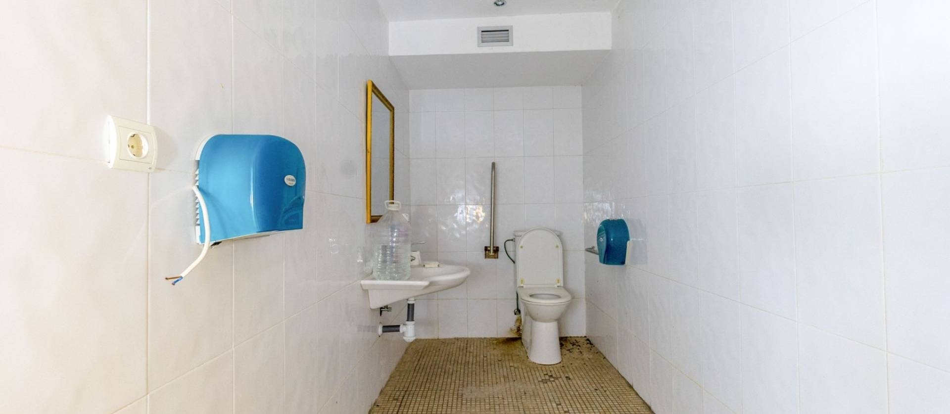 Venta - Comercial - Torrevieja