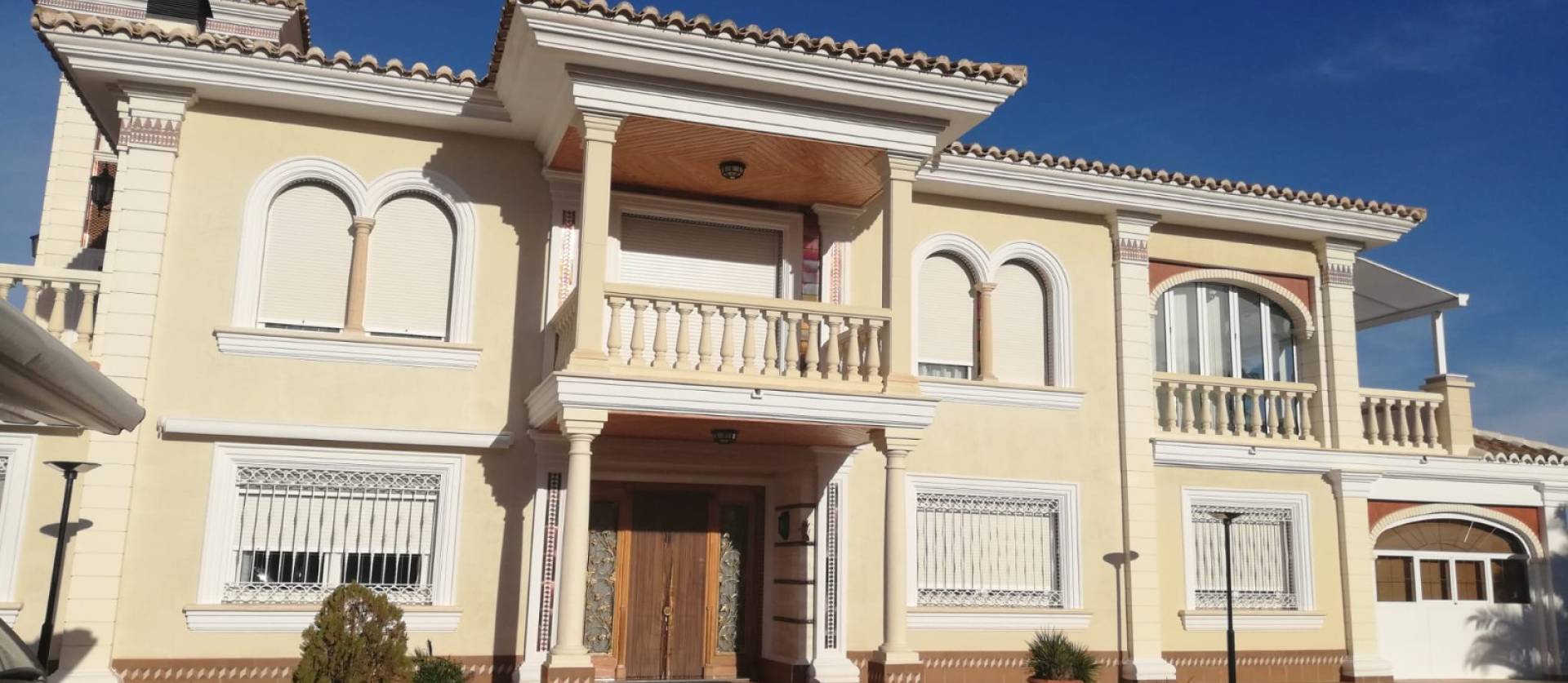 Sale - Villa - Yecla