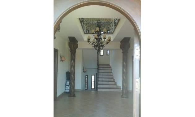 Bestaande woningen - Villa - Elche