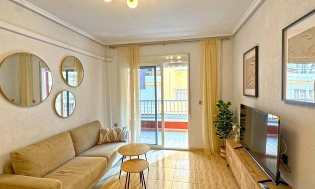 Venta - Apartment - Torrevieja - Playa del Cura