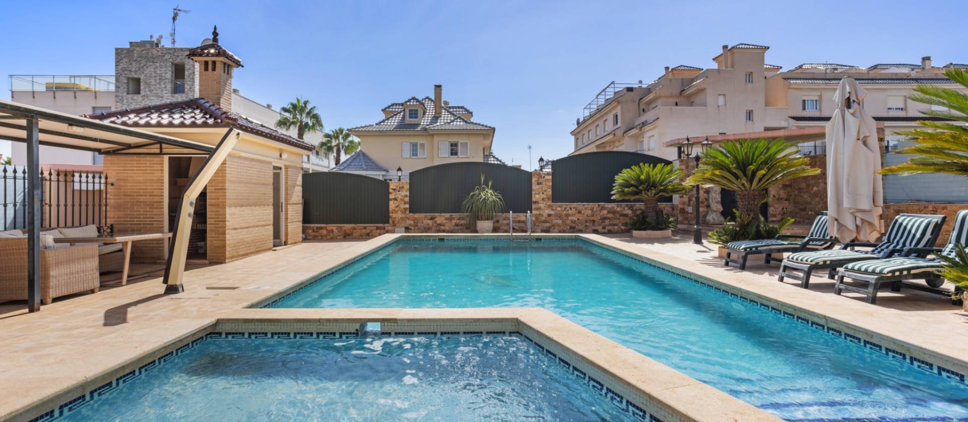 Venta - Villa - Torrevieja - La veleta