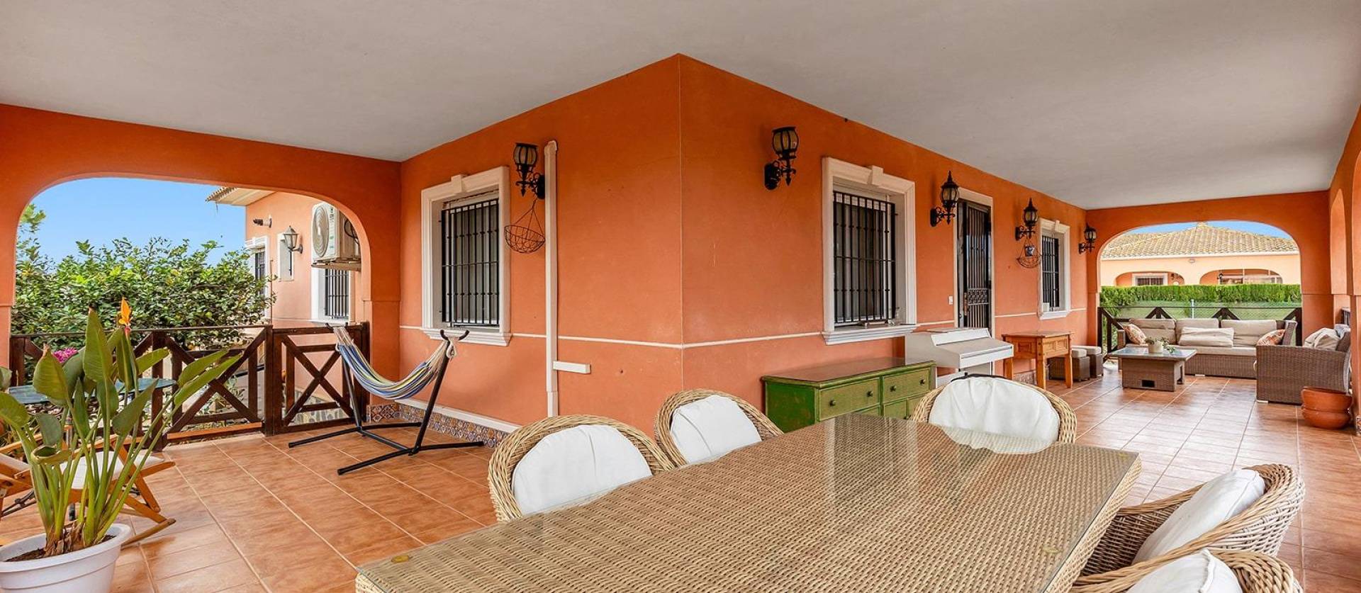 Sale - Villa - Dolores