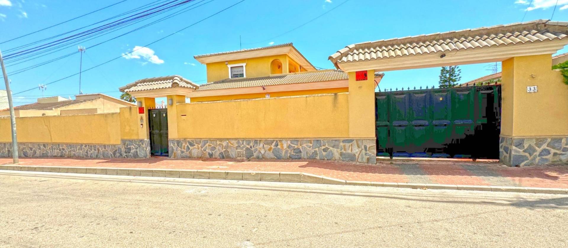 Venta - Villa - Torrevieja - Los Balcones