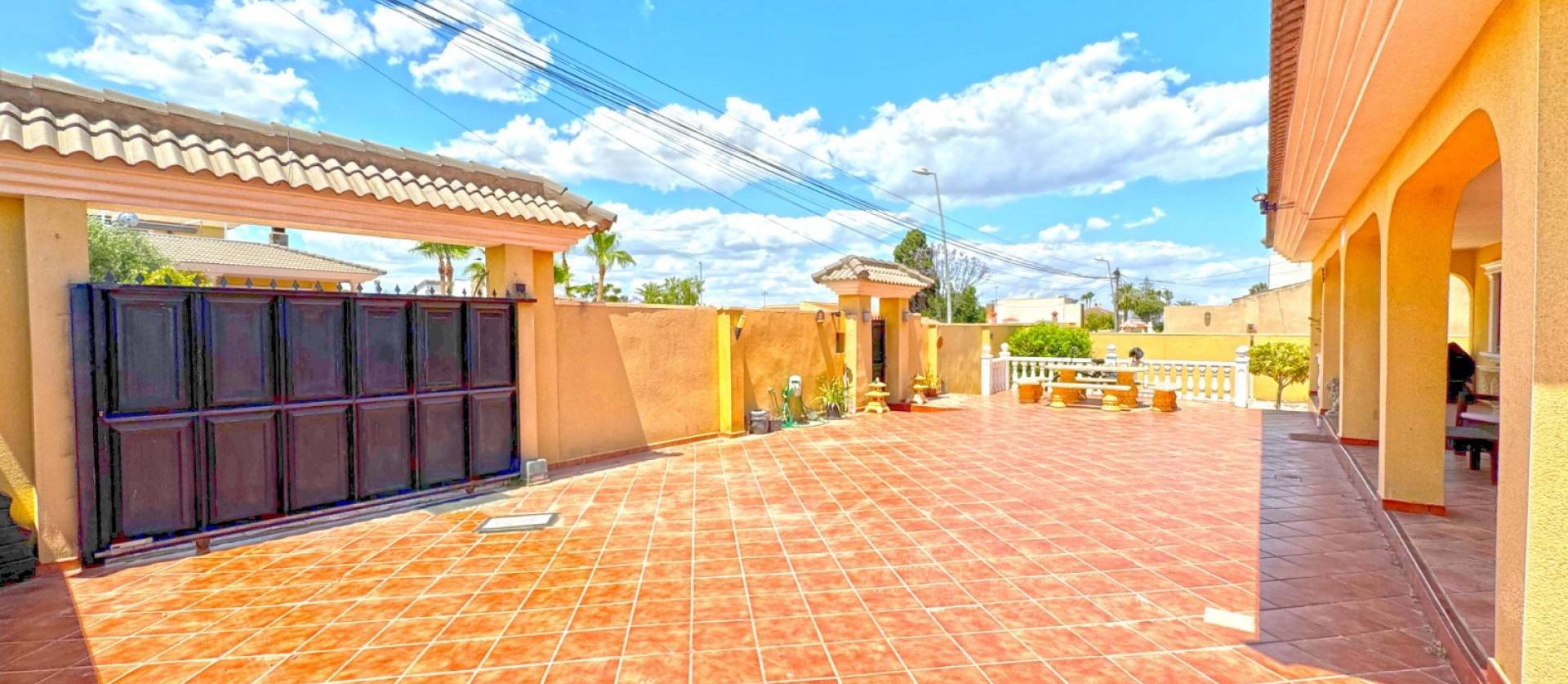 Venta - Villa - Torrevieja - Los Balcones