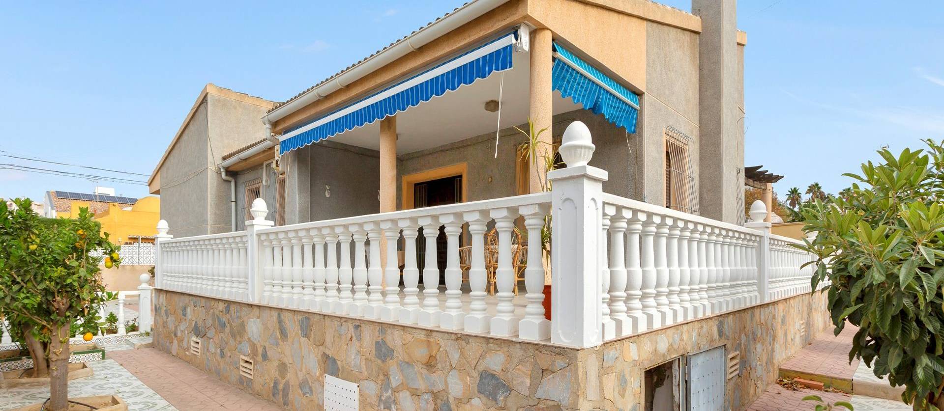 Sale - Villa - Torrevieja