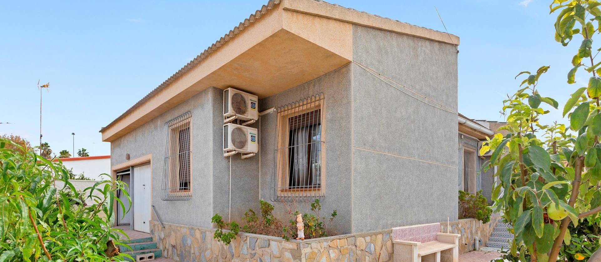 Sale - Villa - Torrevieja