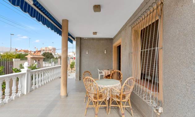 Sale - Villa - Torrevieja