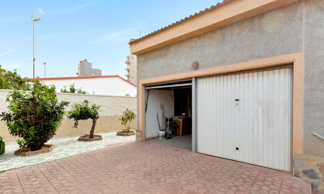 Sale - Villa - Torrevieja