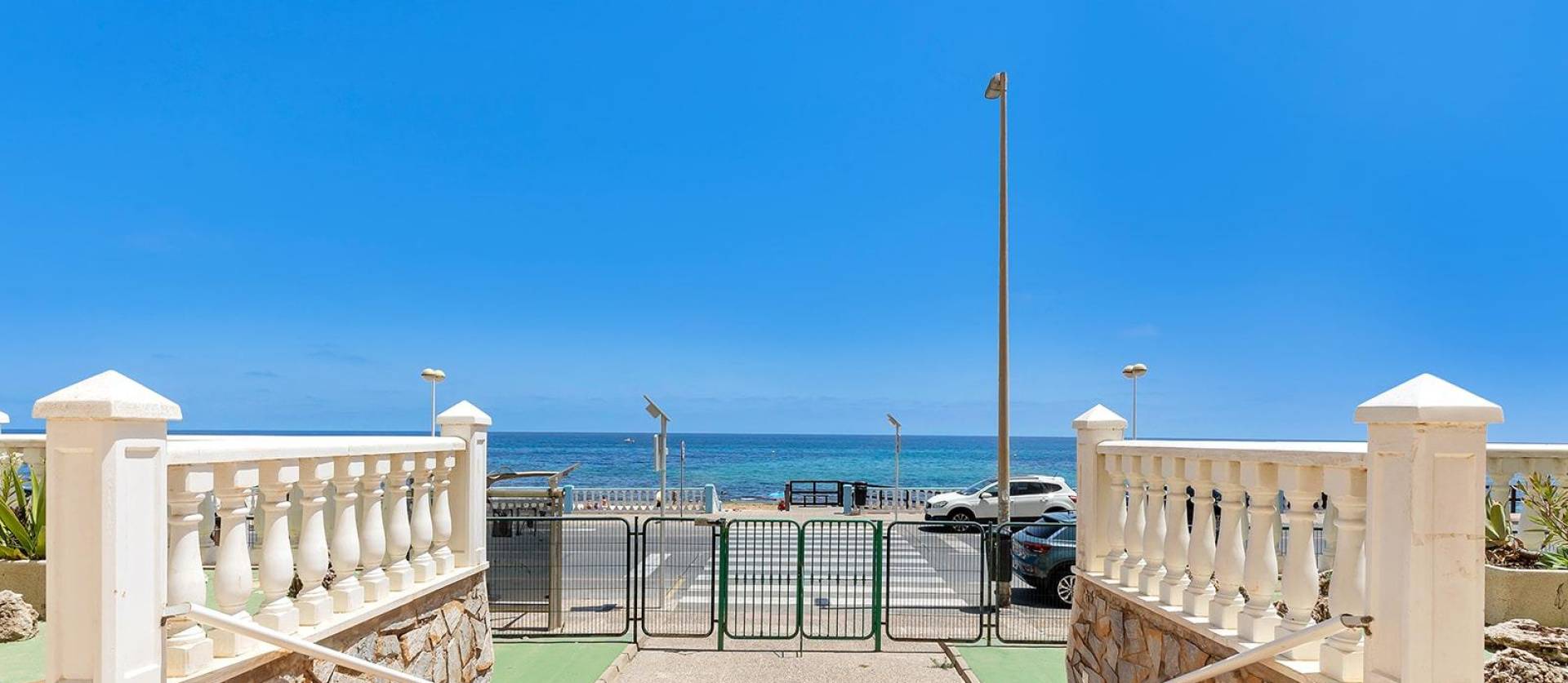 Sale - Apartment - Torrevieja - Playa de los Locos