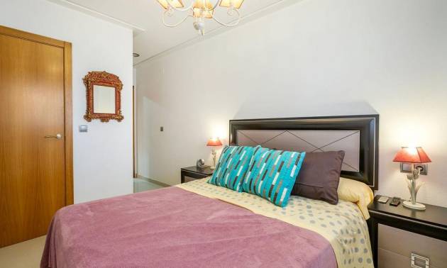 Venta - Apartment - Torrevieja - La Mata