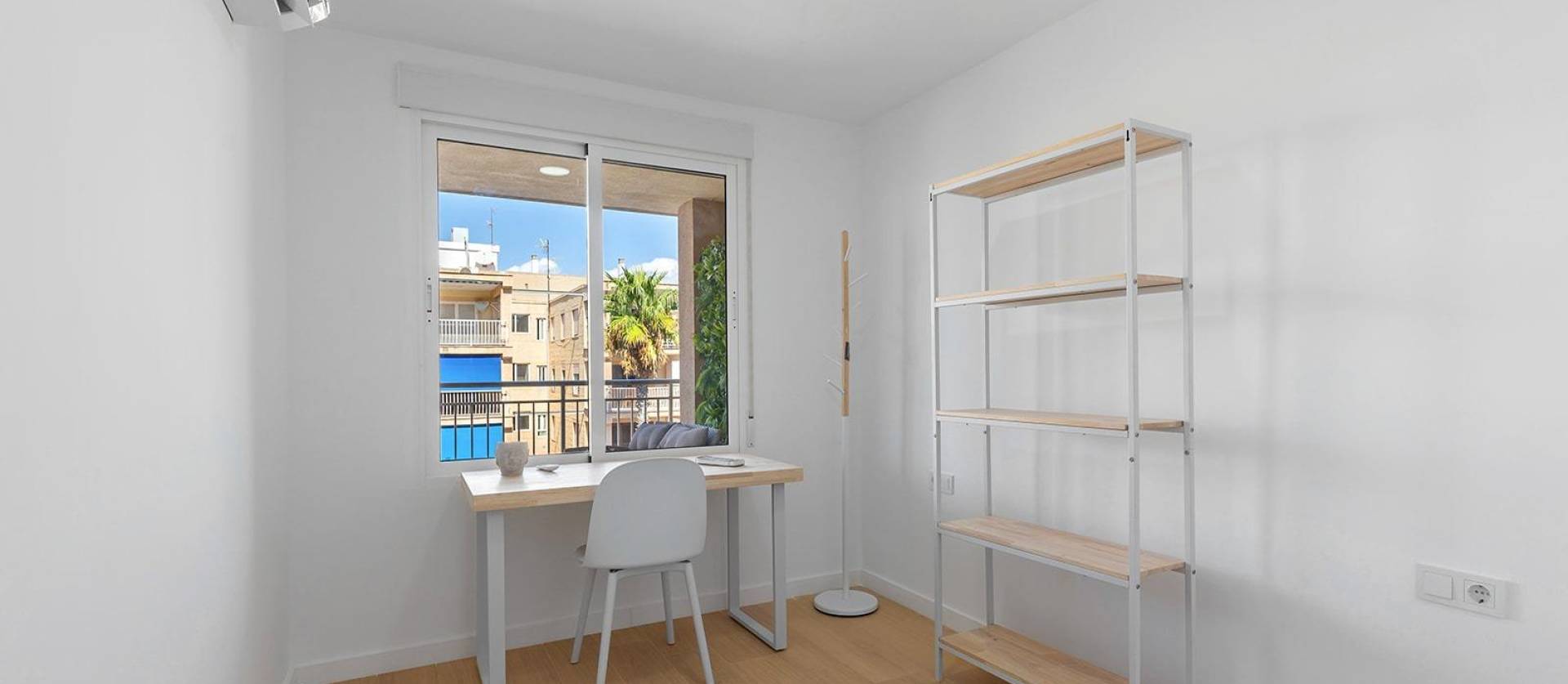 Venta - Apartment - Torrevieja - Playa de los Naufragos