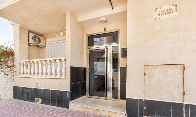 Sale - Apartment - Torrevieja - La Mata