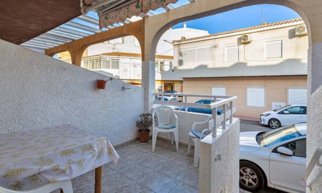 Sale - Townhouse - Torrevieja - Acequion