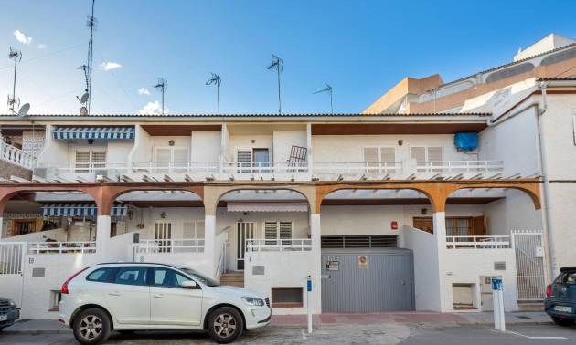 Sale - Townhouse - Torrevieja - Acequion