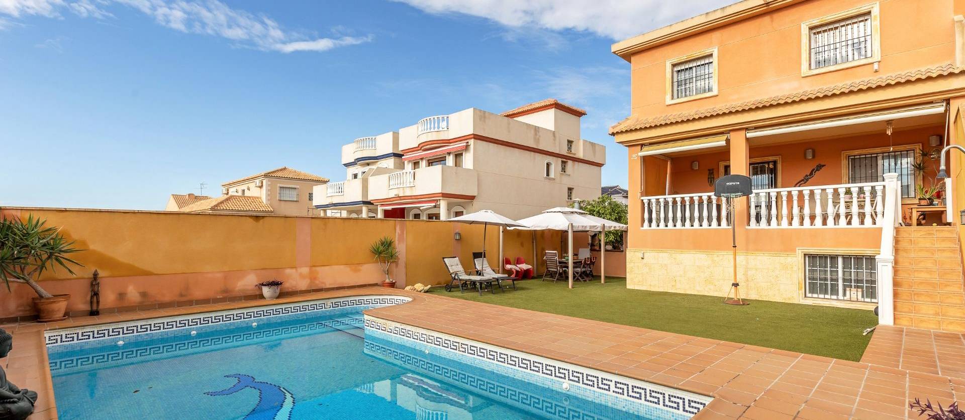 Sale - Townhouse - Torrevieja - Aguas Nuevas