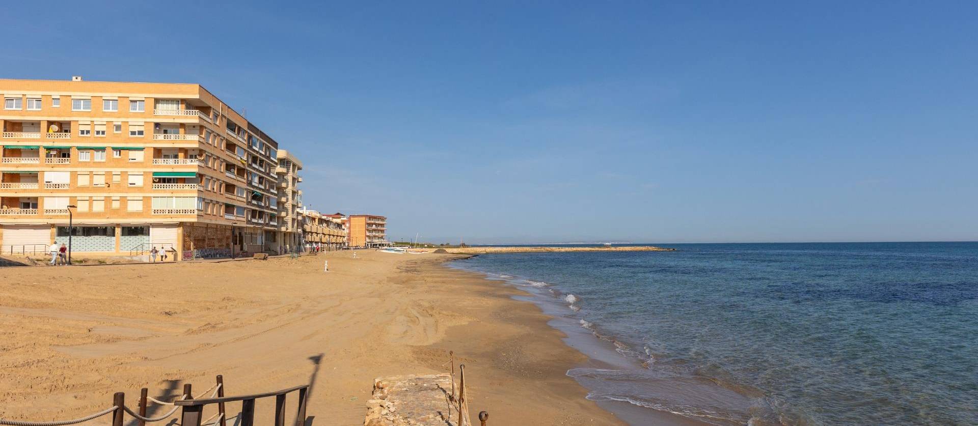 Venta - Apartment - Torrevieja - La Mata