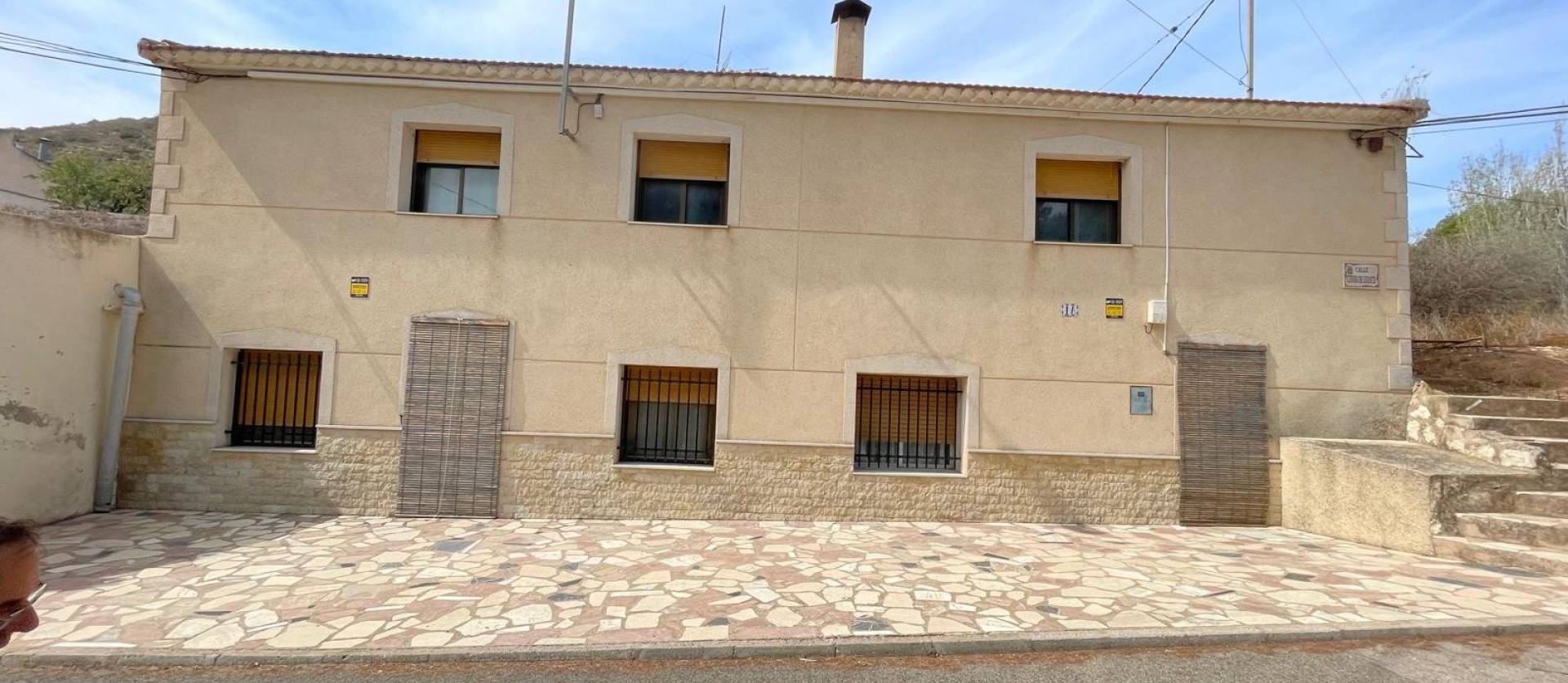 Sale - Townhouse - Alguena