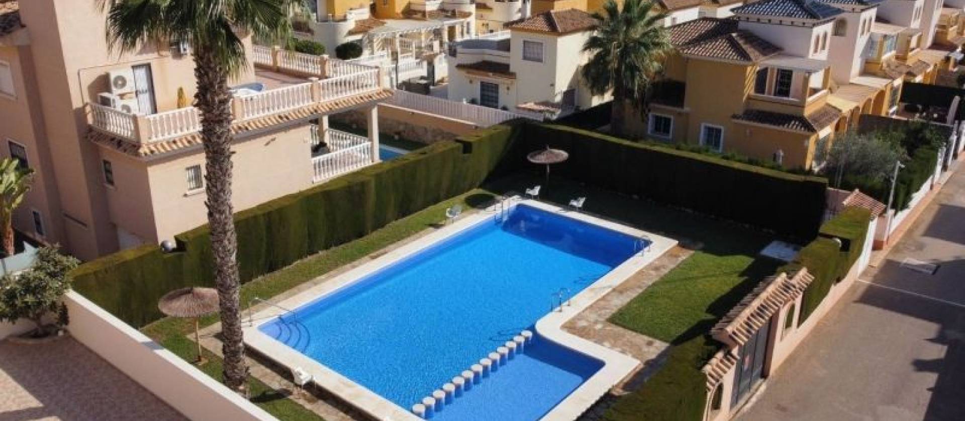Sale - Villa - Orihuela Costa