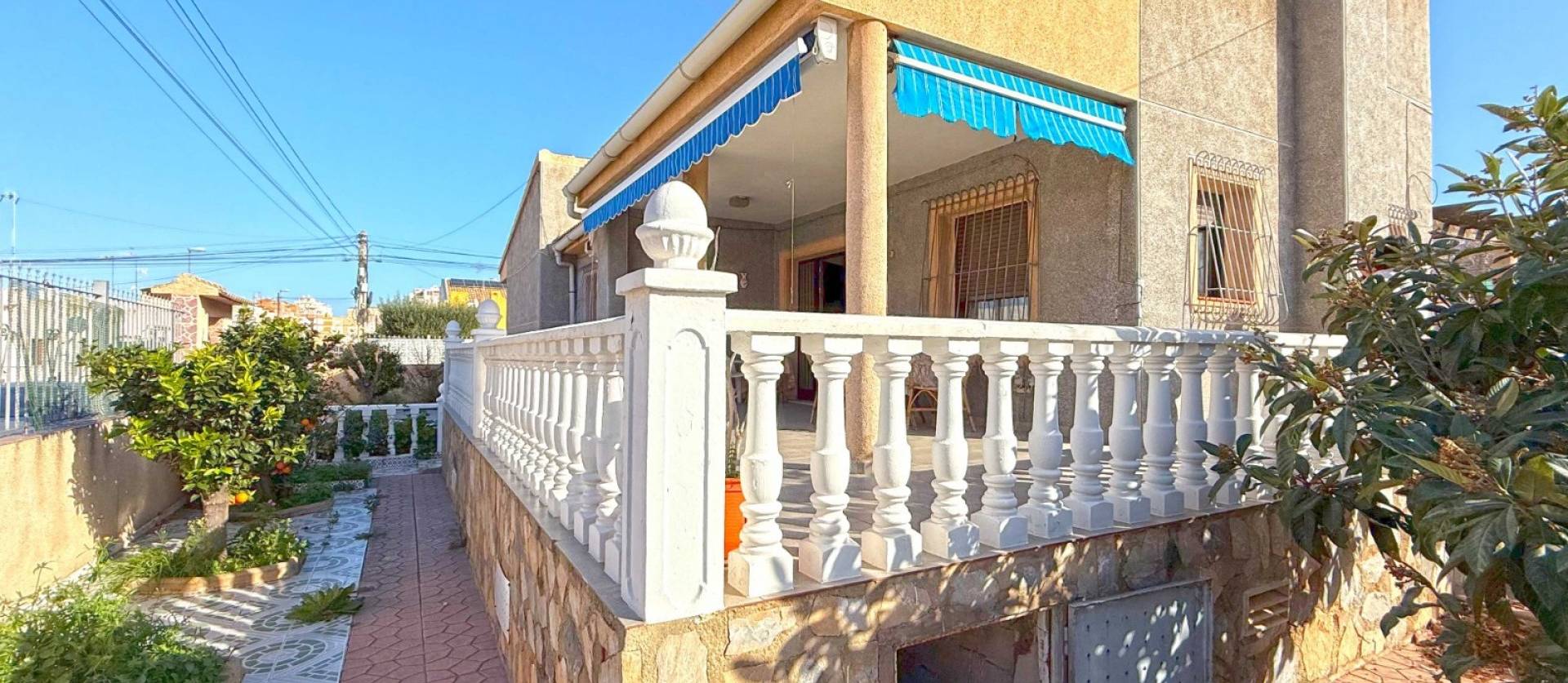 Sale - Villa - Torrevieja