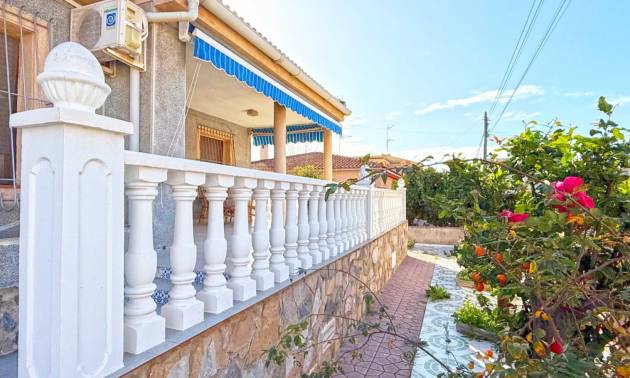 Sale - Villa - Torrevieja